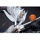 Estátua Ichigo Kurosaki vs Hollow Ichigo de Bleach em combate.
