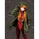 Statue d'Asuka Langley avec combinaison rouge et hoodie vert d'Evangelion