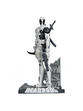 Estatua de PVC de Deadpool blanco y negro con base de diorama