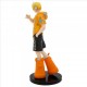 Figura de Sanji de One Piece con camisa naranja flores