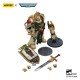 Figurine articulée des Dark Angels Warhammer 40k avec bouclier et épée