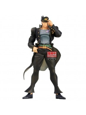 Figura de Jotaro Kujo de 22 cm en uniforme oscuro