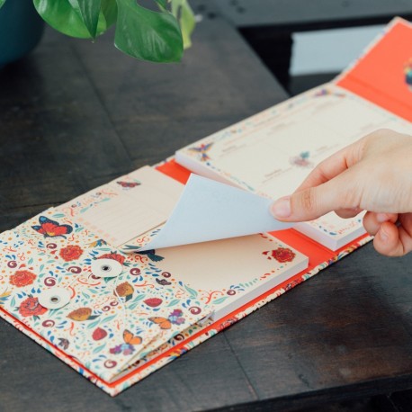 Planificateur hebdomadaire Frida Kahlo avec notes adhésives