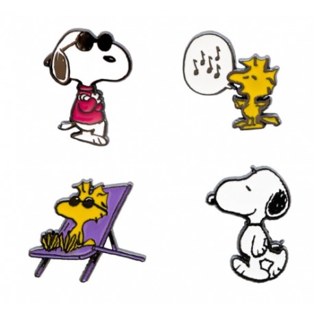 Set de 4 pins de Snoopy con esmalte