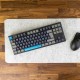 Teclado Phoenix Royal mecánico con teclas PBT negras