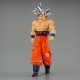 Figura de Goku Ultra Instinct de 20 cm de Banpresto