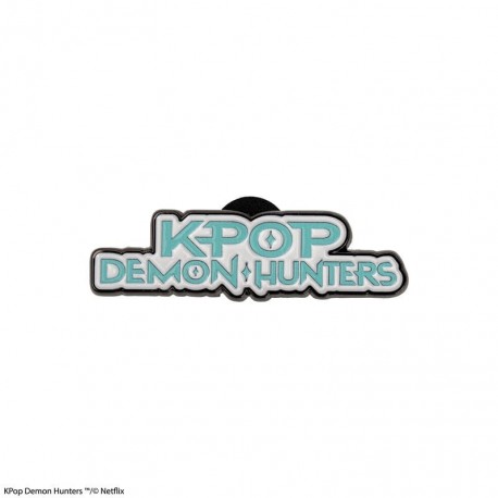 Pin's KPop Demon Hunters avec design turquoise et blanc