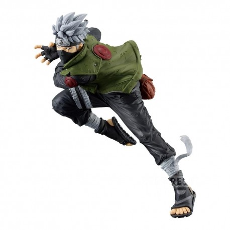 Figura de Kakashi Hatake en pose dinámica de Naruto Shippuden