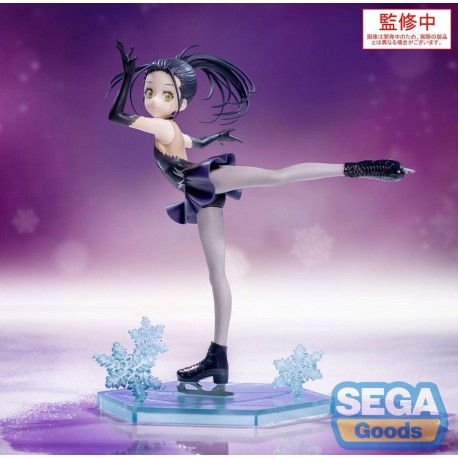 Statue de Hikaru Kamisaki en pose de patinage