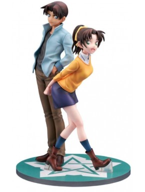 Estatua de Heiji Hattori y Kazuha Toyama de Detective Conan