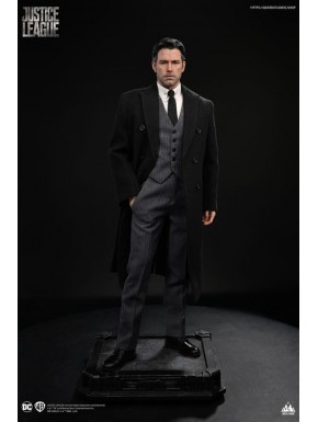 Statue de Bruce Wayne 1/4 DC Comics Queen Studios