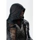 Estatua de Arno Dorian de Assassin's Creed con detalles cristalinos.
