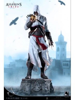 Estatua de Altaïr de Assassin's Creed en base de piedra