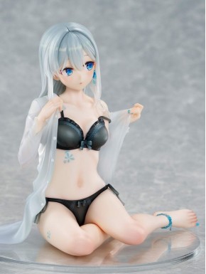 Estátua de personagem original com cabelo prateado e lingerie preta