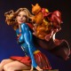 Estátua da Super Girl de 25 cm da DC Comics