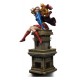 Estátua da Super Girl de 25 cm da DC Comics