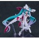 Figure articulée de Racing Miku 2024 avec plusieurs accessoires