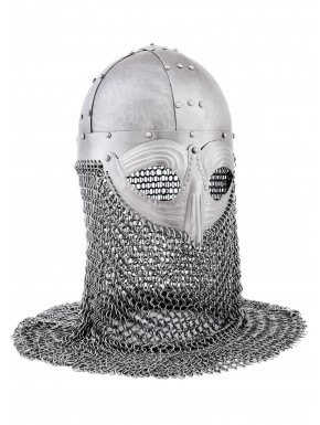 Capacete de aço Vendel com avental de cota de malha