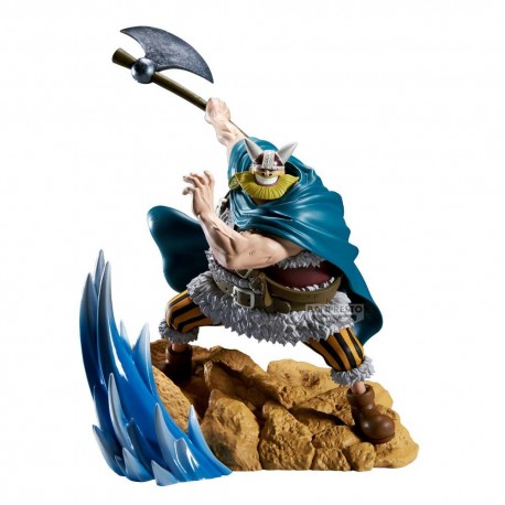 Figurine détaillée de Brogy de One Piece en pose de combat