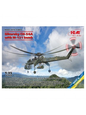 Modèle d'hélicoptère Sikorsky CH-54A avec bombe M-121