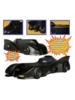 Batmobile 1989 Mezco Toys com acessórios do Batman