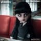 Poupée Wednesday 25 cm en uniforme de l'Académie Nevermore