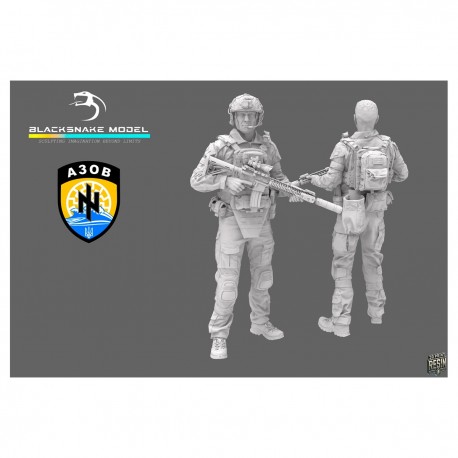 Figura de soldado ucraniano con equipo moderno