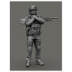 Figura 1/9 de soldado ucraniano con equipo detallado