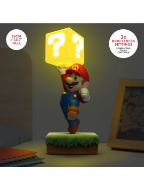 Lampe diorama Super Mario avec bloc de question illuminé