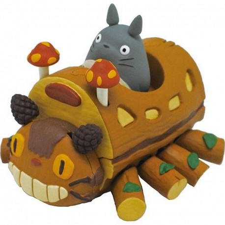 La Figure de la corde de 8 cm de Totoro dans le Catbus