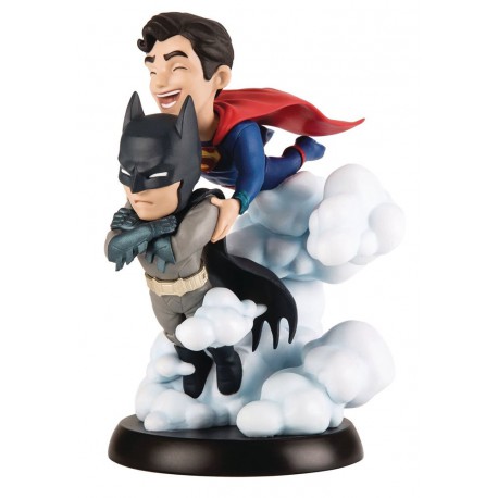 La figura di Batman e Superman Q-Fig più Belle del Mondo DC