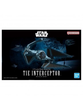 Modèle Bandai TIE Advanced 1/72 exposé