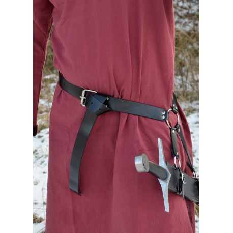 Ceinture médiévale en cuir noir avec baudriers