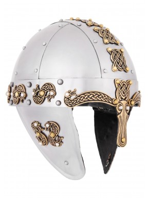 Casque viking avec décorations en laiton
