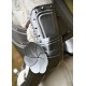 Avant-bras gothiques en acier avec rivets et rondelles en forme de fleur