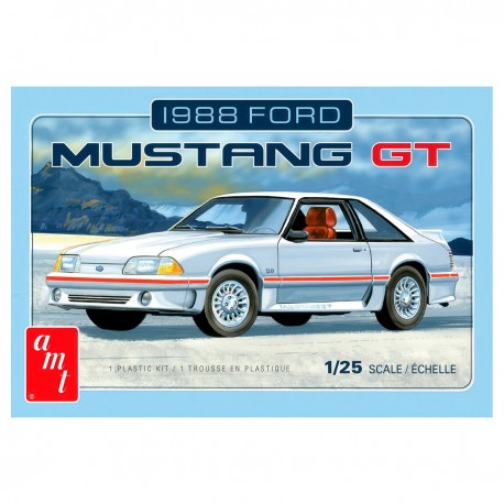 Maqueta Ford Mustang GT 1988 escala 1/25 AMT