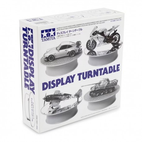Plateforme tournante grise Tamiya avec modèles réduits