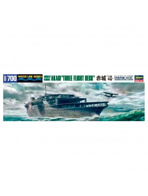 Modèle à l'échelle 1/700 du porte-avions Akagi par Hasegawa