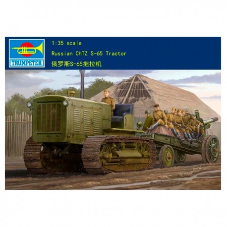 Modelo em escala 1/35 do trator russo ChTZ S-65 da Trumpeter