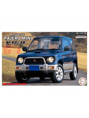 Maqueta Mitsubishi Pajero Mini 1/24 Fujimi en color azul y verde