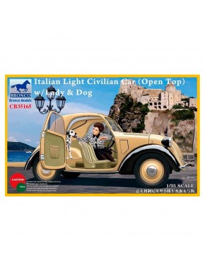 Modèle de voiture civile italienne à l'échelle 1/35 avec dame et chien