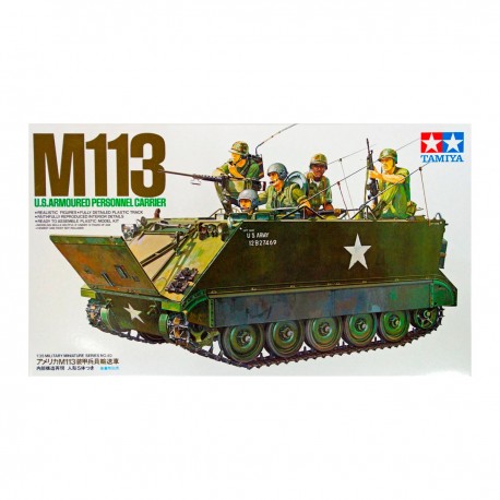 Modelo em escala do U.S. M113 A.P.C. da Tamiya