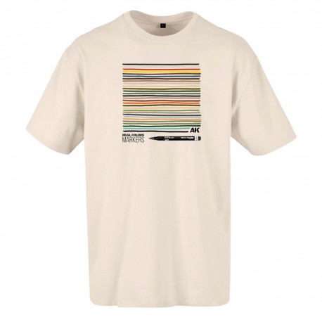 Camiseta blanca AK RC Markers con diseño de líneas