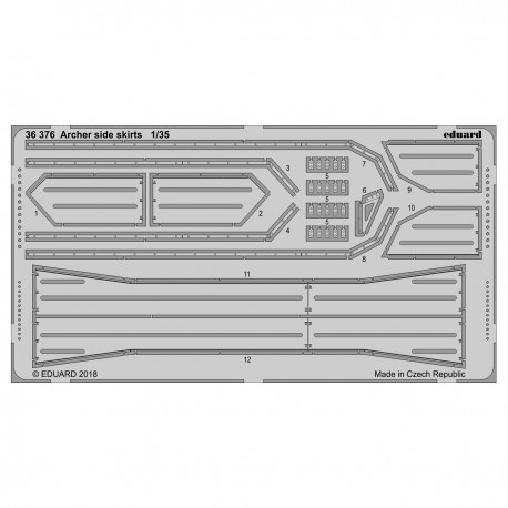 Détail des pièces photo-découpées Eduard Archer Side Skirts 1/35