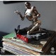 Estátua 3D Vinyl Robo Queen da Knucklebonz