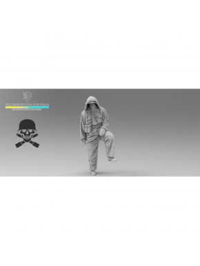 Figura soldado Totenkopf em uniforme de inverno 1/35