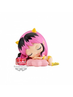 Figura de Lum durmiendo de 8 cm de Banpresto