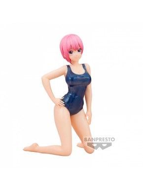 Figure de 15 cm d'Ichika Nakano de Banpresto en style scolaire
