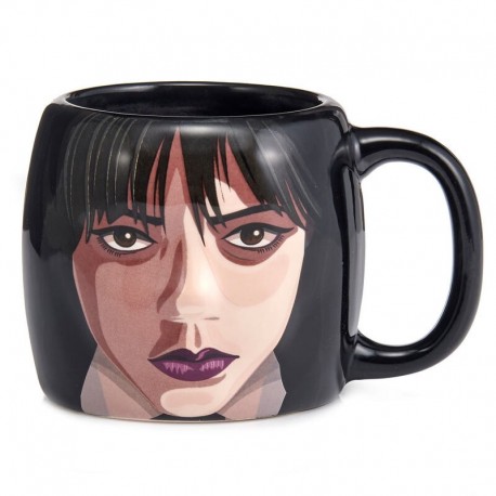 Tasse noire de Wednesday avec figurine de main Chose