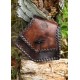Bolso de cuero celta medieval con cruz picta